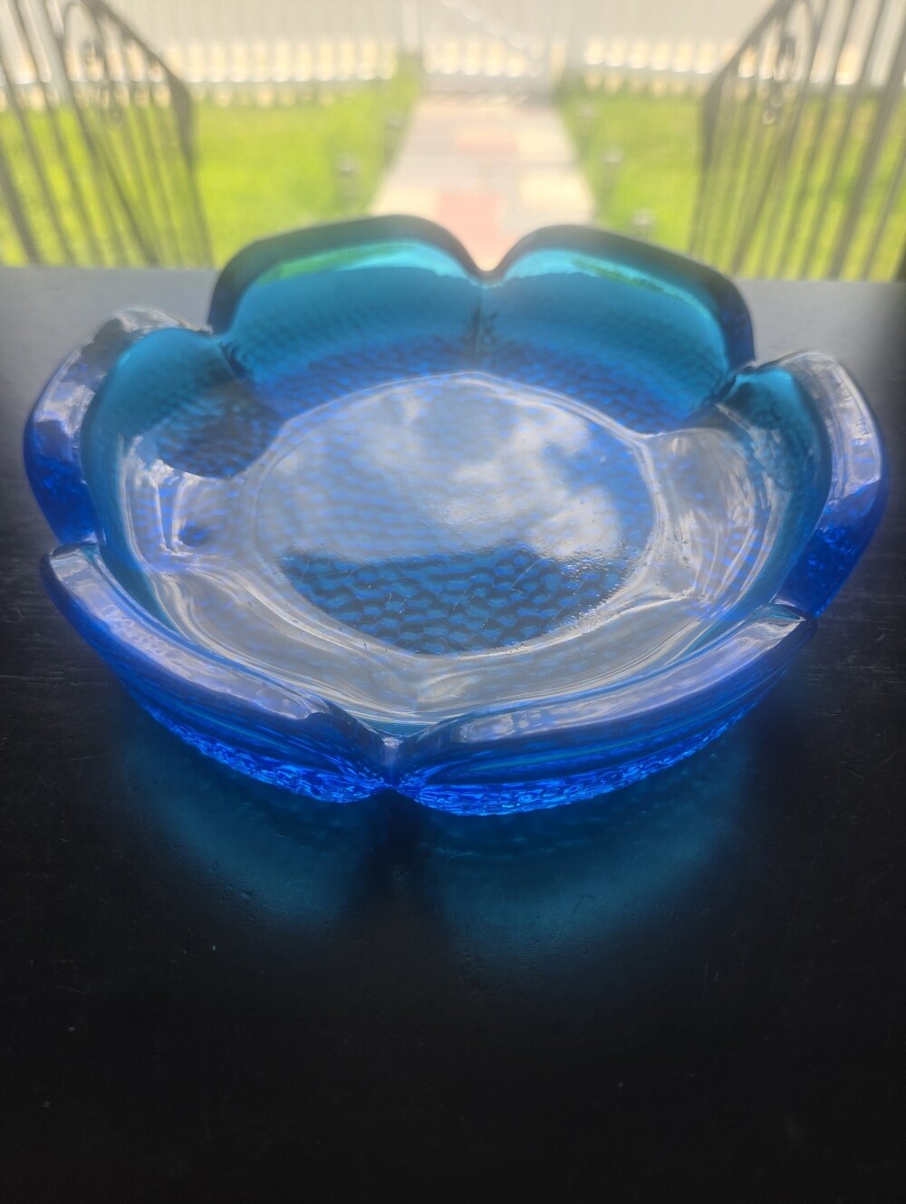Vintage MCM BLENKO?/Anchor Hocking? Bright Blue Glass w Pebbled Bottom Ashtray 7